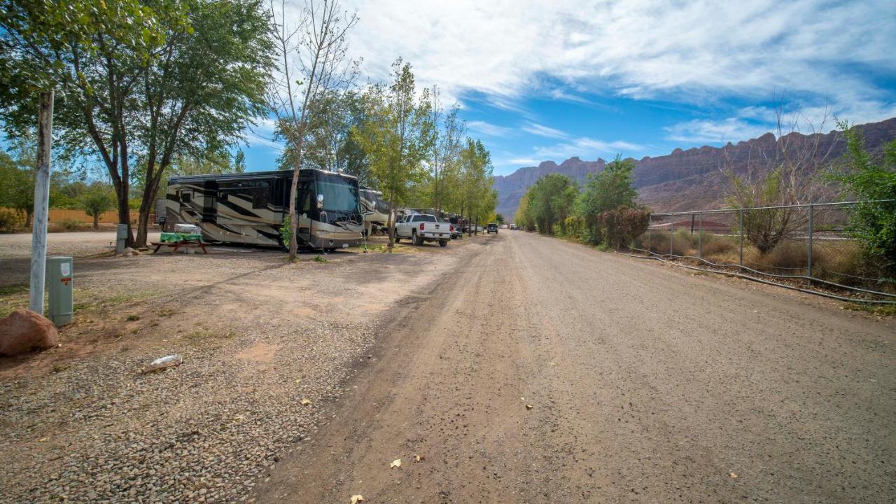 Funstays Glamping Setup Tent In Rv Park #1 Ok-T1 Moab Luaran gambar